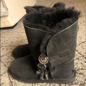 Ugg boots in black size 9